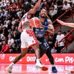 Napoli Basket, partenza flop, Pistoia vince all’esordio